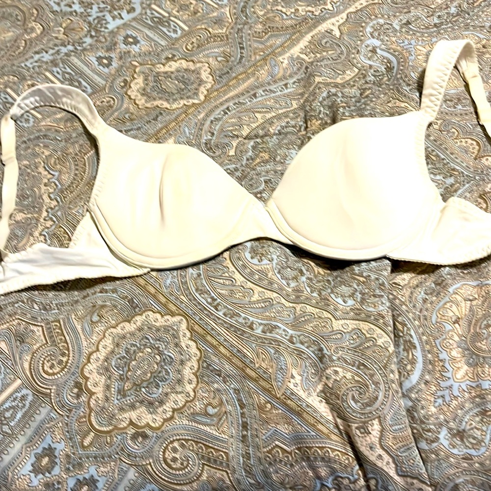 VS bra